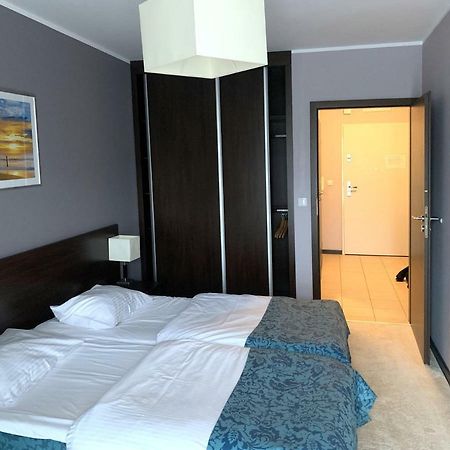Apartament Tit Aquarius Spa コウォブジェク エクステリア 写真